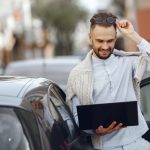 Mașinile autonome și închirierile auto din Cluj, un calendar realist